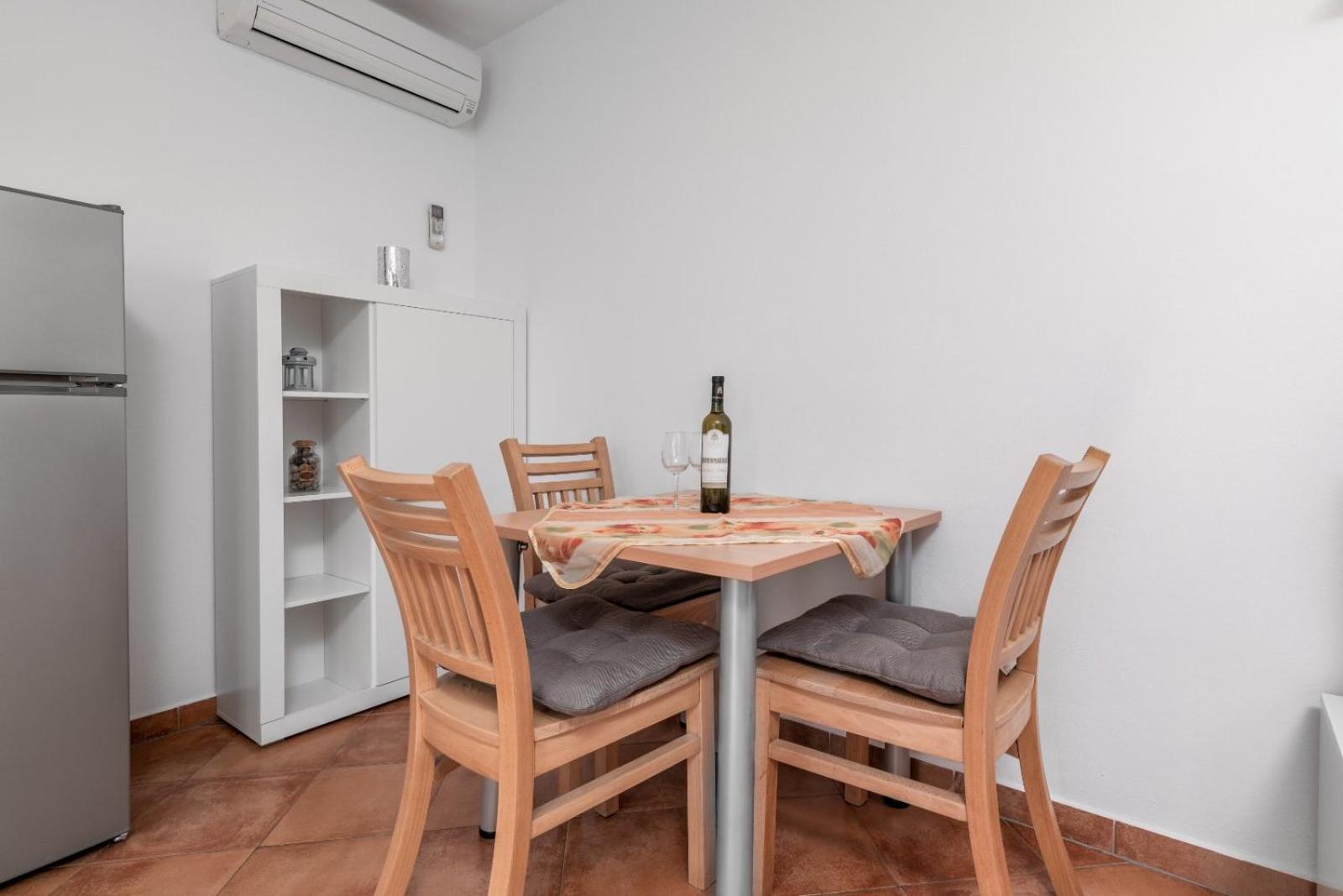 Apartments Manuela Πούλα Εξωτερικό φωτογραφία